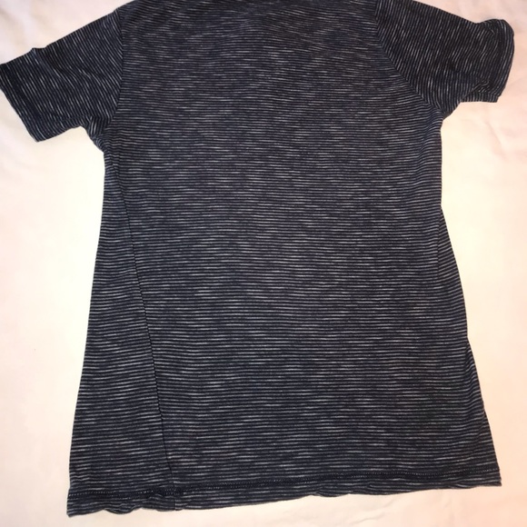 Aeropostale t-shirt - Picture 3 of 4